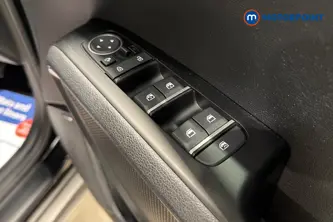 KIA Soul First Edition Automatic Electric People Carrier - Stock Number (1681504) - 19th supplementary image