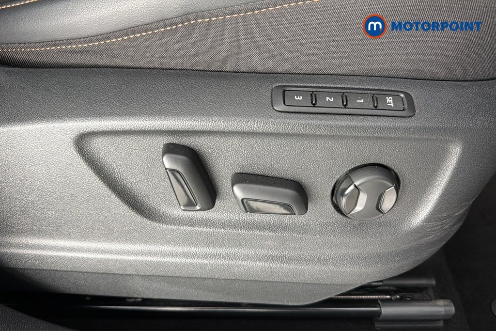 Cupra Ateca V2 Automatic Petrol SUV - Stock Number (1682967) - 23rd supplementary image