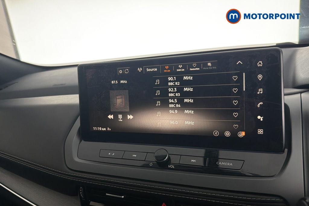 Nissan Qashqai Tekna Automatic Petrol SUV - Stock Number (1682979) - 8th supplementary image