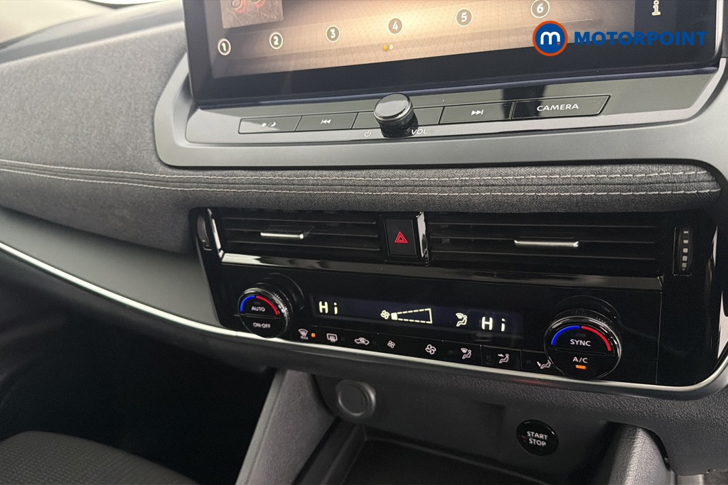 Nissan Qashqai Acenta Premium Automatic Petrol-Electric Hybrid SUV - Stock Number (1683653) - 12th supplementary image