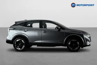 Nissan Qashqai Acenta Premium Automatic Petrol-Electric Hybrid SUV - Stock Number (1683653) - Passenger side