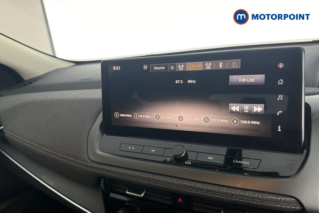 Nissan Qashqai Acenta Premium Automatic Petrol-Electric Hybrid SUV - Stock Number (1683661) - 8th supplementary image