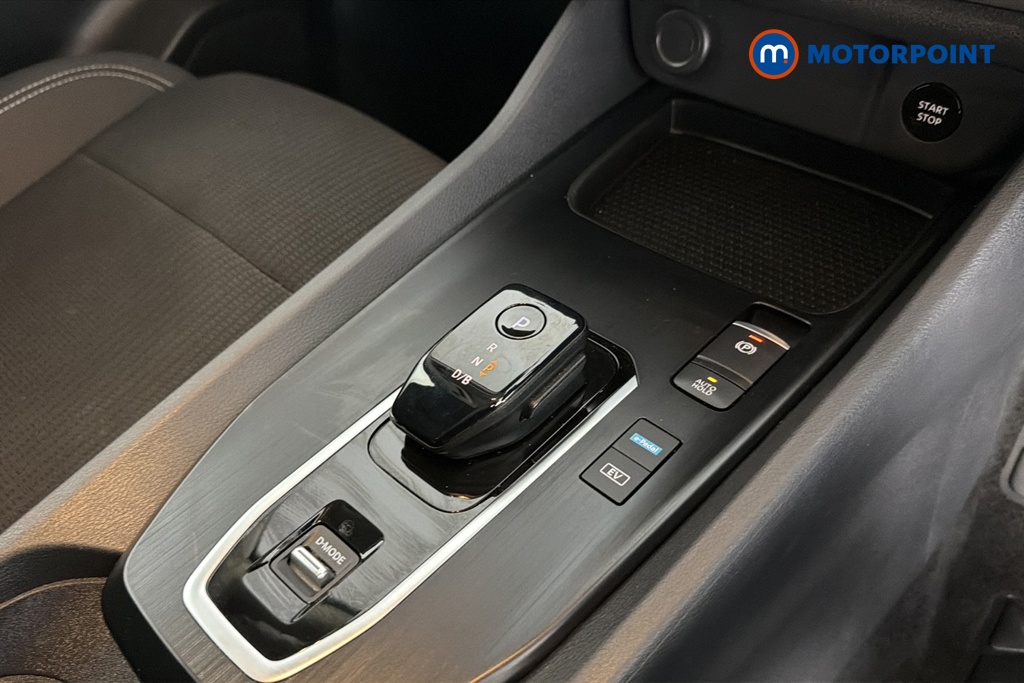 Nissan Qashqai Acenta Premium Automatic Petrol-Electric Hybrid SUV - Stock Number (1683661) - 15th supplementary image