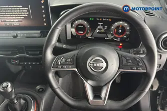 Nissan Juke N-Connecta Manual Petrol SUV - Stock Number (1635834) - 2nd supplementary image