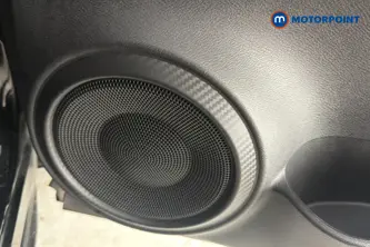 Nissan Juke N-Connecta Manual Petrol SUV - Stock Number (1635834) - 21st supplementary image