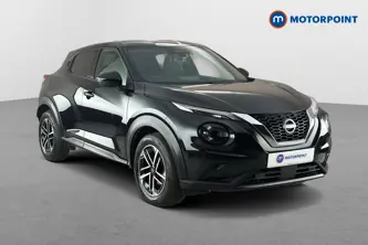 Nissan Juke N-Connecta Manual Petrol SUV - Stock Number (1635834) - Drivers side front corner