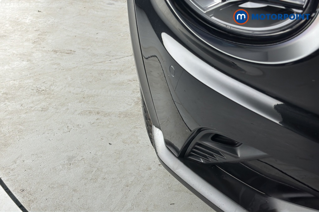 Nissan Juke N-Connecta Manual Petrol SUV - Stock Number (1635834) - 38th supplementary image