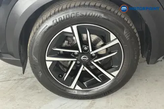Nissan Juke N-Connecta Manual Petrol SUV - Stock Number (1635834) - 44th supplementary image
