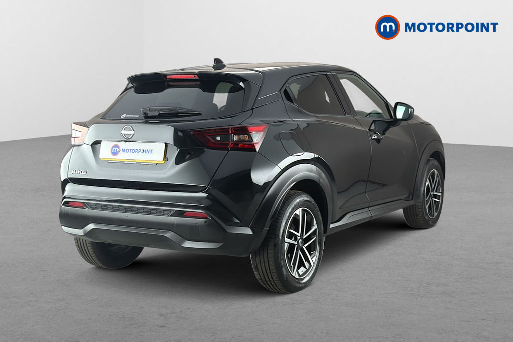 Nissan Juke N-Connecta Manual Petrol SUV - Stock Number (1635834) - Passenger side rear corner