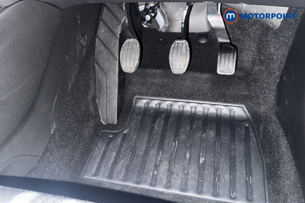 Vauxhall Corsa YES Manual Petrol Hatchback - Stock Number (1639804) - 24th supplementary image