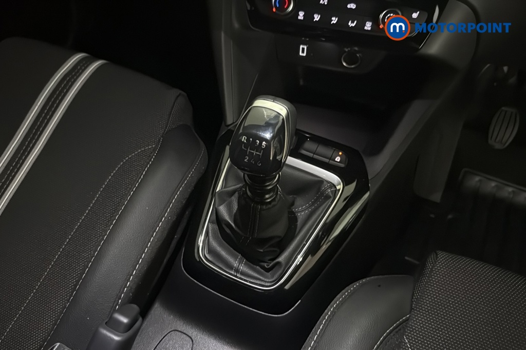 Vauxhall Corsa YES Manual Petrol Hatchback - Stock Number (1639894) - 15th supplementary image