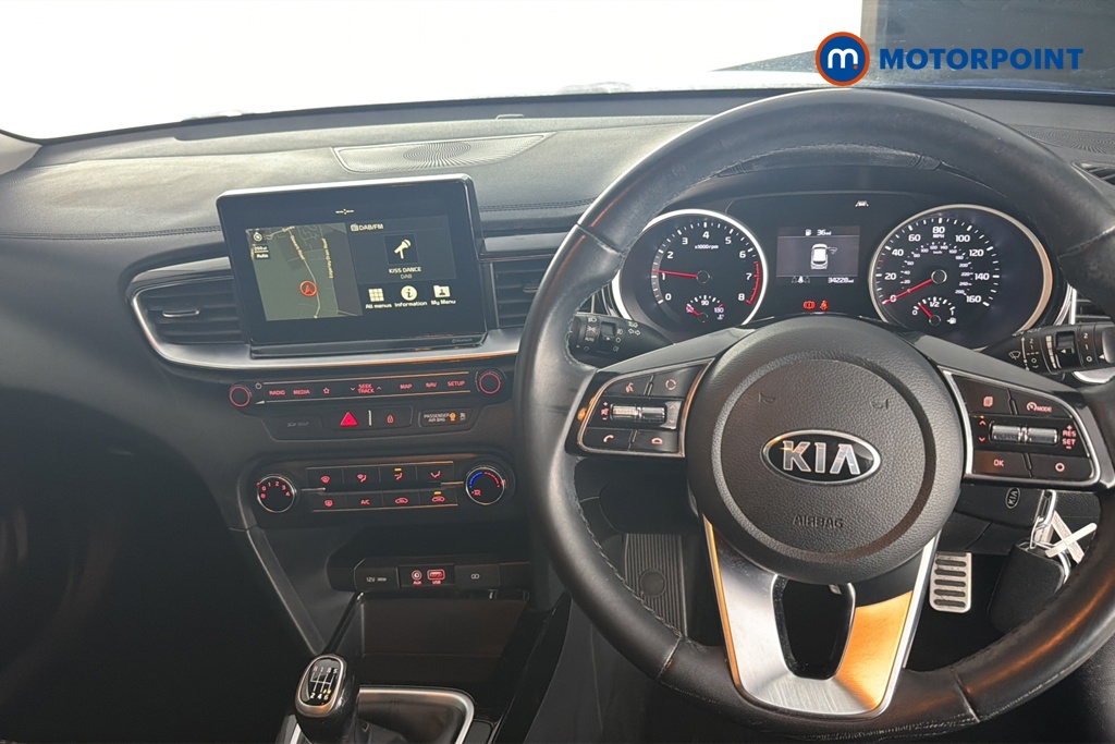 KIA Ceed Blue Edition Manual Petrol Hatchback - Stock Number (1672870) - 1st supplementary image