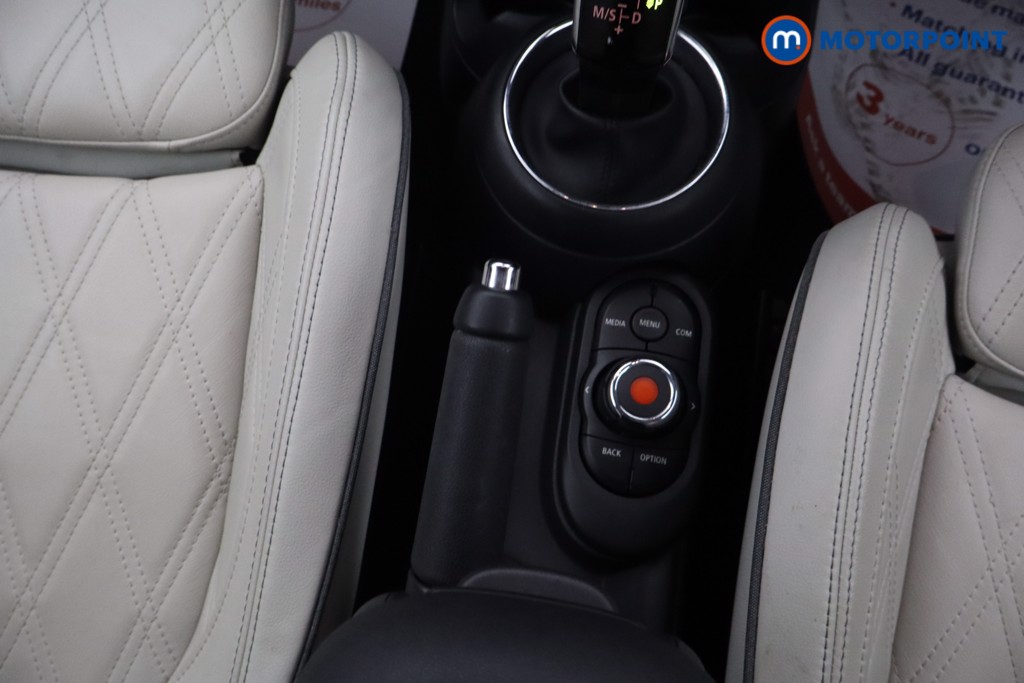 Mini Hatchback Cooper Exclusive Automatic Petrol Hatchback - Stock Number (1673115) - 6th supplementary image