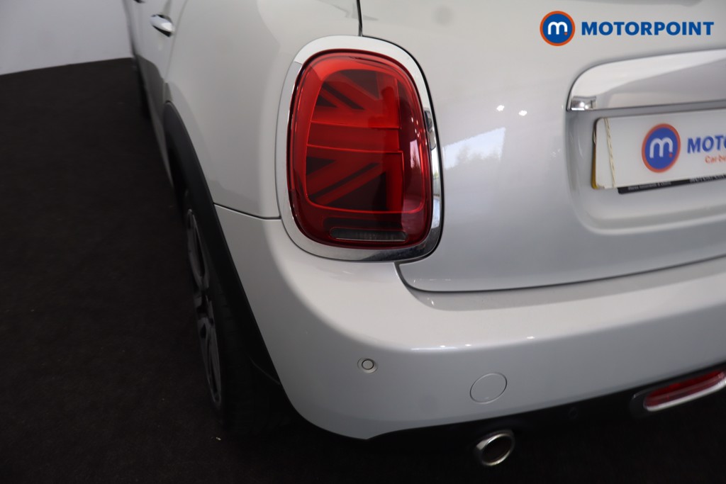 Mini Hatchback Cooper Exclusive Automatic Petrol Hatchback - Stock Number (1673115) - 26th supplementary image