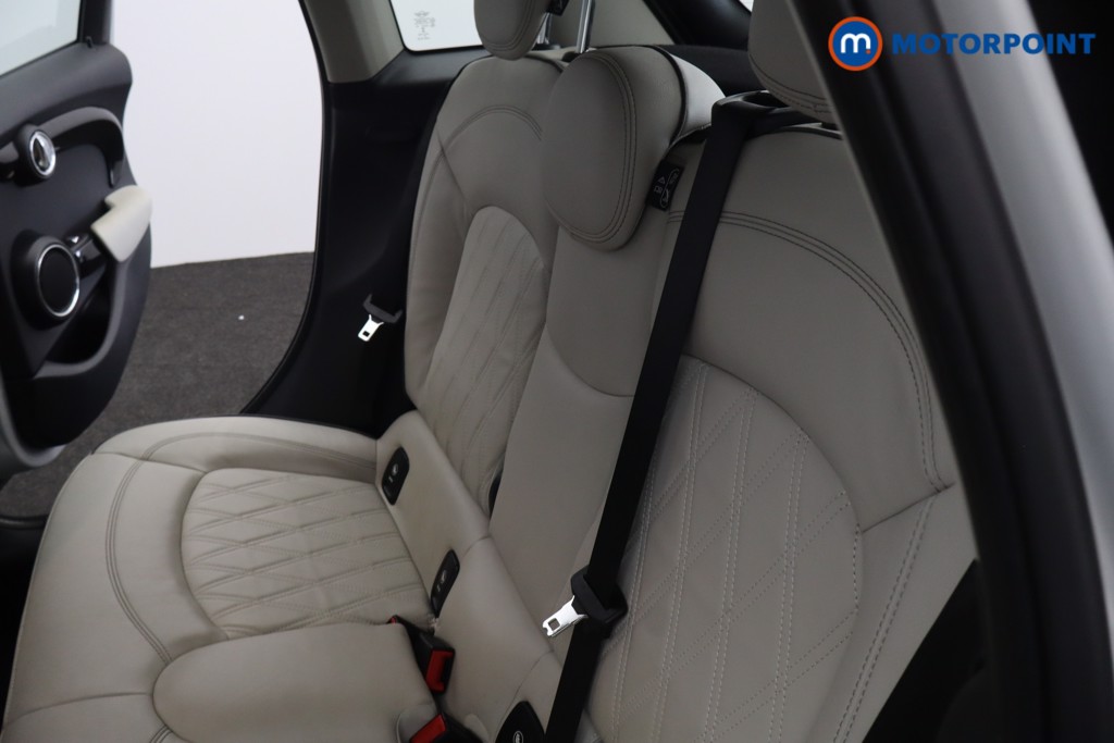 Mini Hatchback Cooper Exclusive Automatic Petrol Hatchback - Stock Number (1673115) - 29th supplementary image