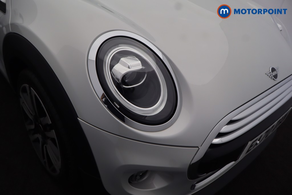 Mini Hatchback Cooper Exclusive Automatic Petrol Hatchback - Stock Number (1673115) - 40th supplementary image