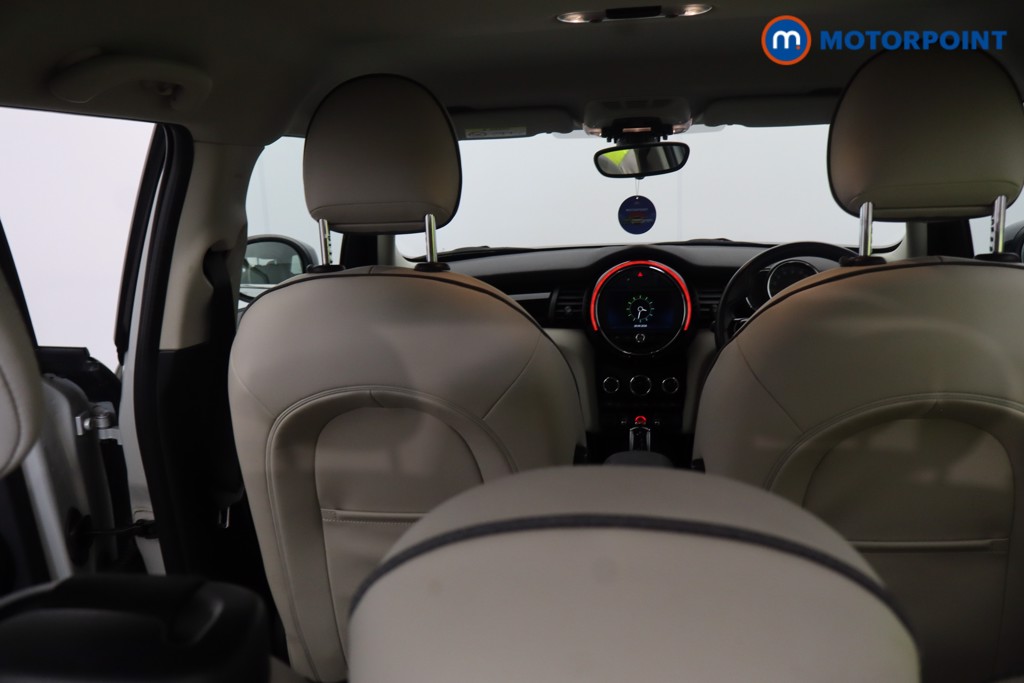 Mini Hatchback Cooper Exclusive Automatic Petrol Hatchback - Stock Number (1673115) - 45th supplementary image