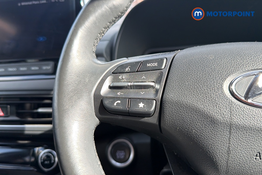 Hyundai Kona Premium Automatic Petrol-Electric Hybrid SUV - Stock Number (1673413) - 4th supplementary image
