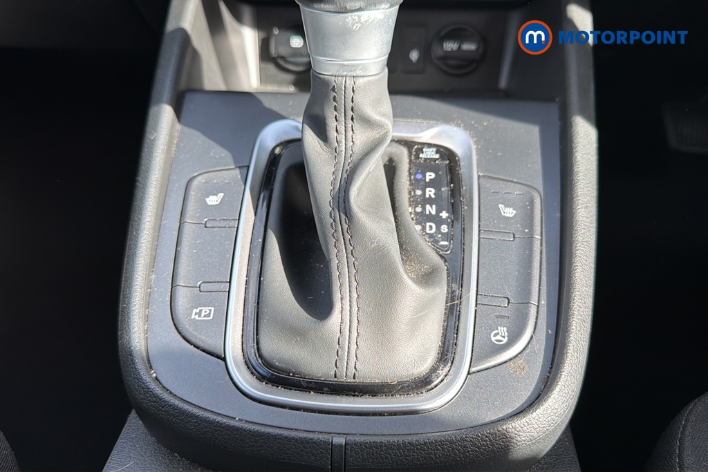 Hyundai Kona Premium Automatic Petrol-Electric Hybrid SUV - Stock Number (1673413) - 14th supplementary image