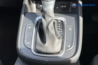 Hyundai Kona Premium Automatic Petrol-Electric Hybrid SUV - Stock Number (1673413) - 14th supplementary image