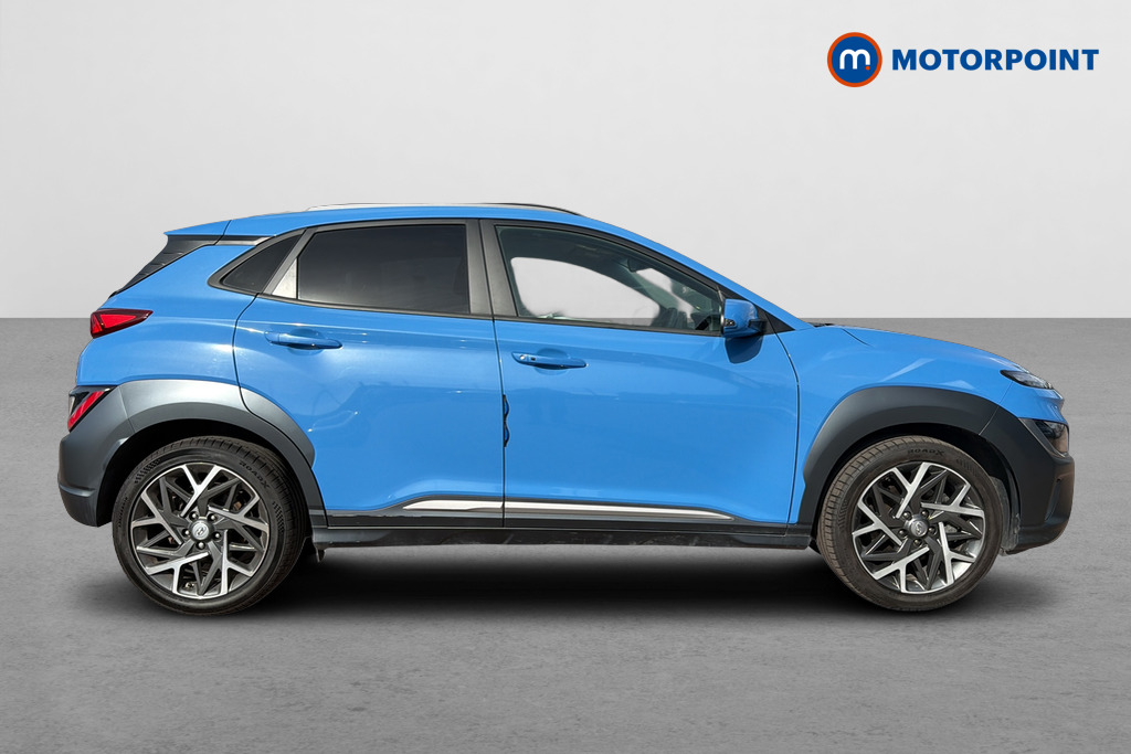Hyundai Kona Premium Automatic Petrol-Electric Hybrid SUV - Stock Number (1673413) - Passenger side