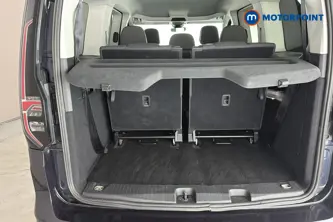 Volkswagen Caddy Maxi Life Automatic Petrol People Carrier - Stock Number (1673872) - 30th supplementary image