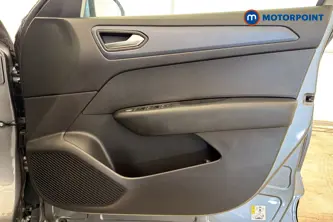 Renault Arkana Iconic Automatic Petrol-Electric Hybrid SUV - Stock Number (1674390) - 18th supplementary image