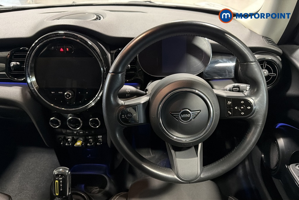 Mini Hatchback Cooper S Level 1 Automatic Electric Hatchback - Stock Number (1674577) - 2nd supplementary image