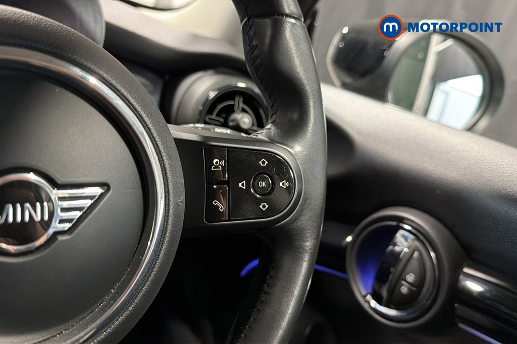 Mini Hatchback Cooper S Level 1 Automatic Electric Hatchback - Stock Number (1674577) - 3rd supplementary image
