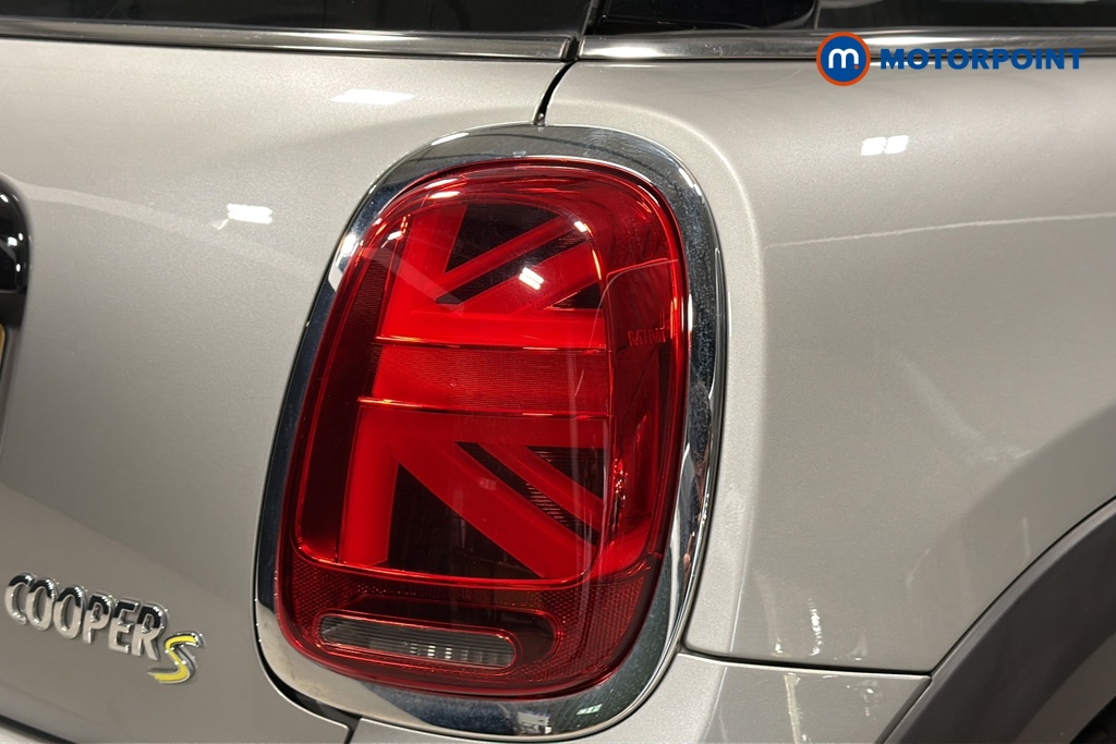 Mini Hatchback Cooper S Level 1 Automatic Electric Hatchback - Stock Number (1674577) - 36th supplementary image