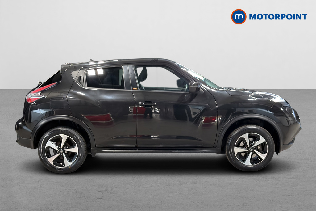 Nissan Juke Bose Personal Edition Automatic Petrol SUV - Stock Number (1674579) - Passenger side