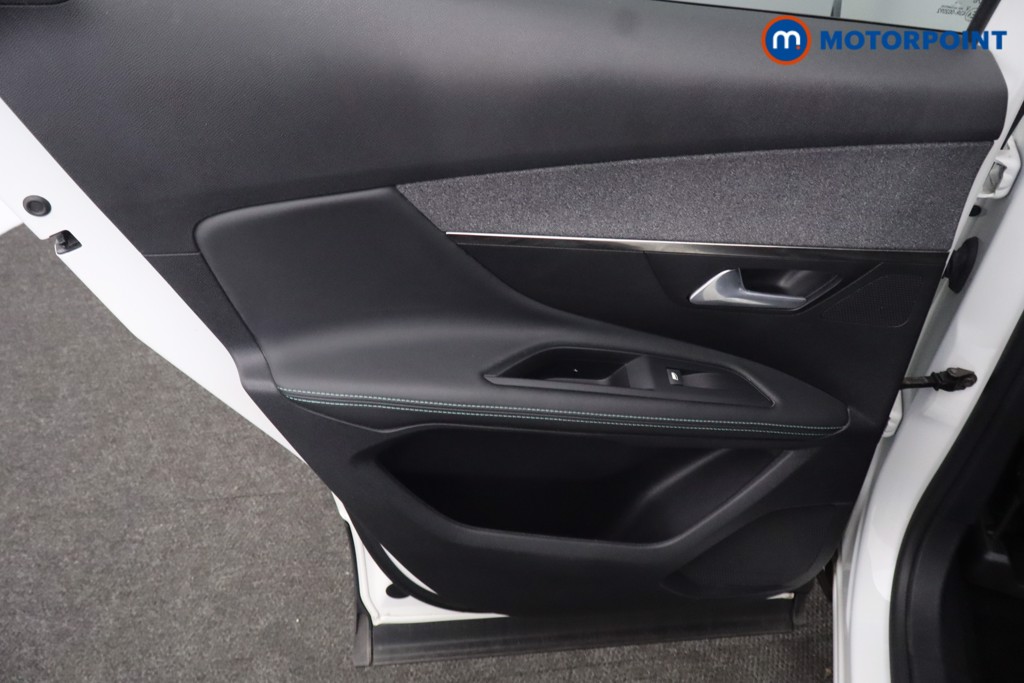 Peugeot 3008 Allure Premium Automatic Diesel SUV - Stock Number (1675007) - 32nd supplementary image