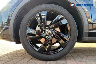 Volkswagen T-Roc Black Edition Automatic Petrol SUV - Stock Number (1675943) - 44th supplementary image