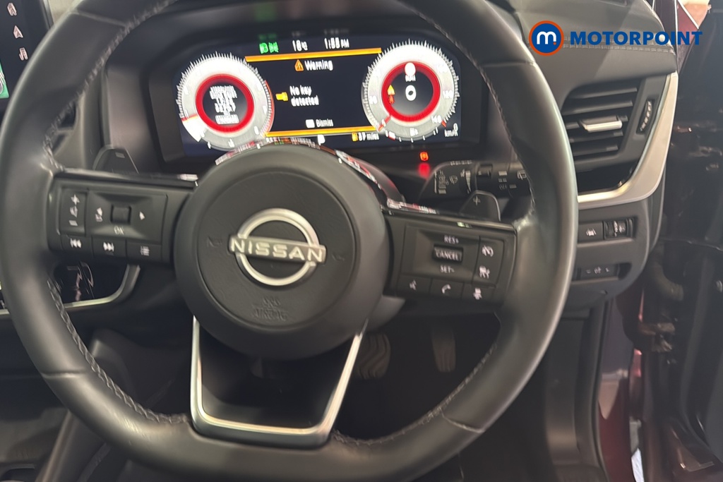 Nissan Qashqai N-Connecta Automatic Petrol SUV - Stock Number (1676260) - 2nd supplementary image