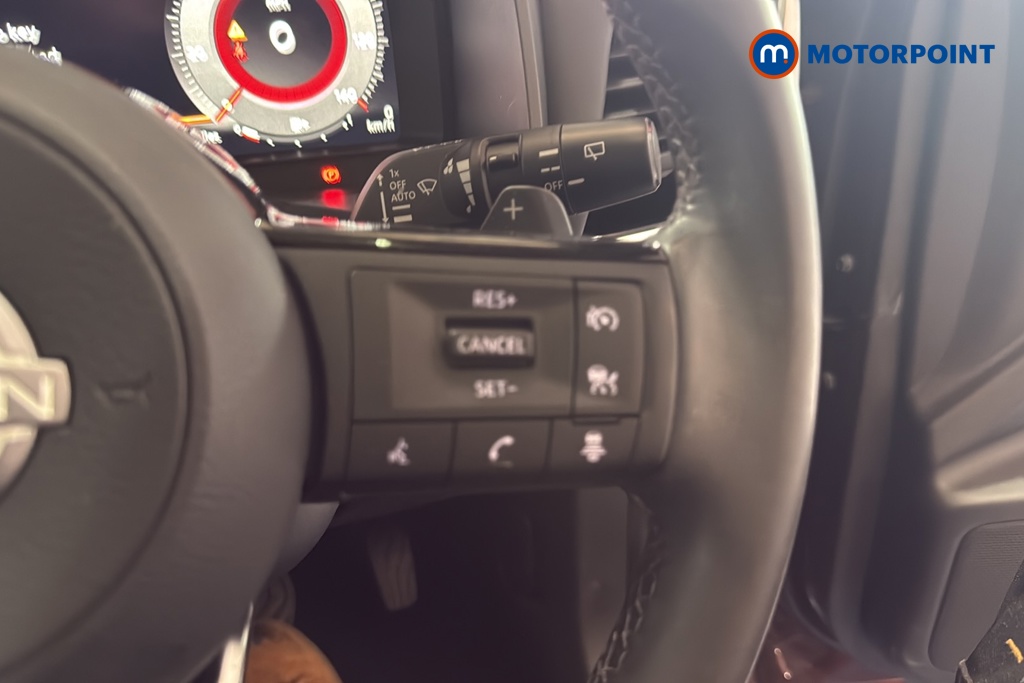 Nissan Qashqai N-Connecta Automatic Petrol SUV - Stock Number (1676260) - 3rd supplementary image