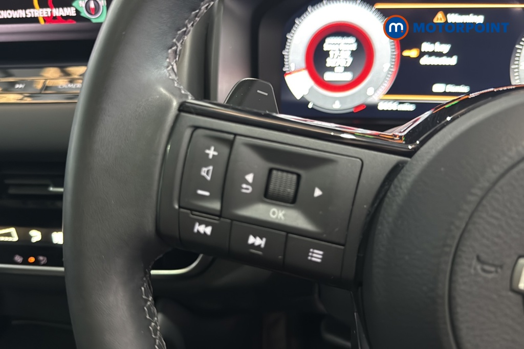 Nissan Qashqai N-Connecta Automatic Petrol SUV - Stock Number (1676260) - 4th supplementary image