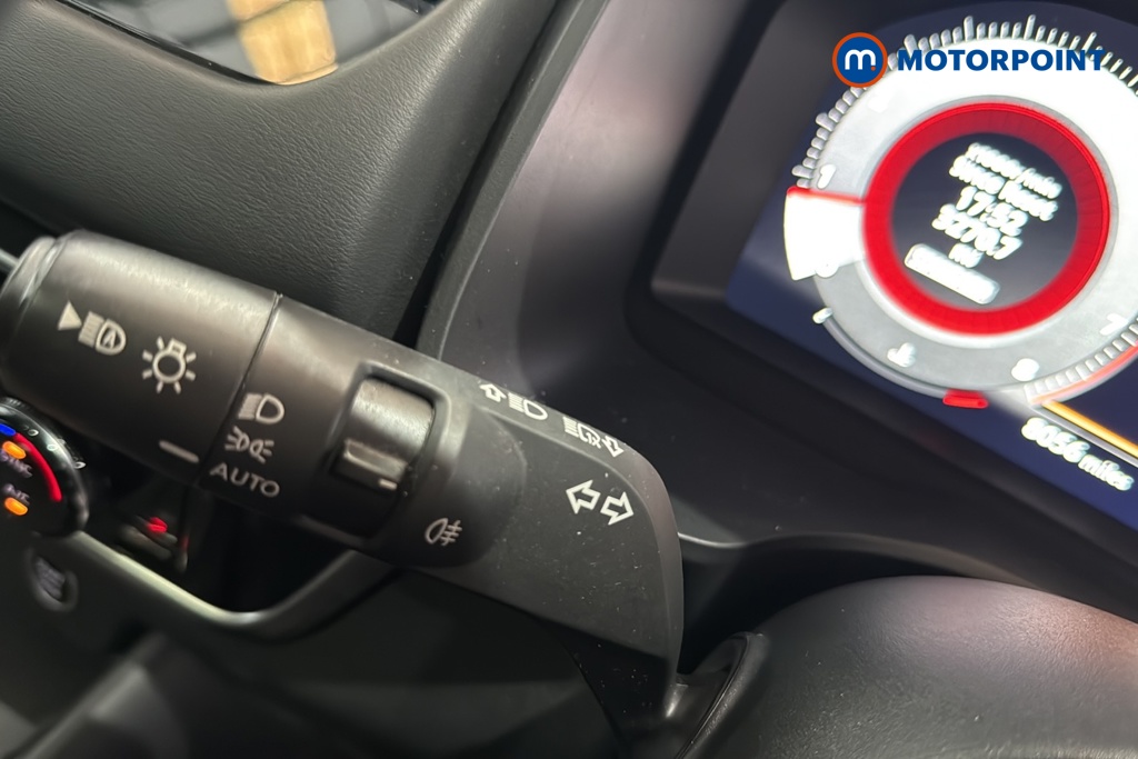 Nissan Qashqai N-Connecta Automatic Petrol SUV - Stock Number (1676260) - 5th supplementary image