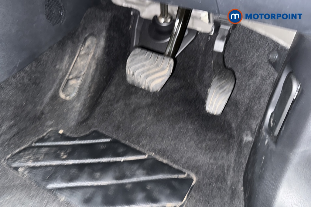 Nissan Qashqai N-Connecta Automatic Petrol SUV - Stock Number (1676260) - 24th supplementary image
