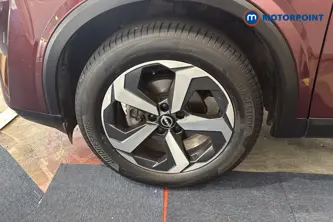 Nissan Qashqai N-Connecta Automatic Petrol SUV - Stock Number (1676260) - 44th supplementary image