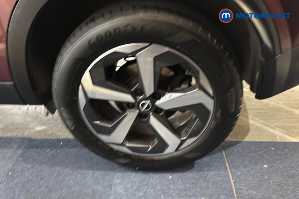 Nissan Qashqai N-Connecta Automatic Petrol SUV - Stock Number (1676260) - 45th supplementary image