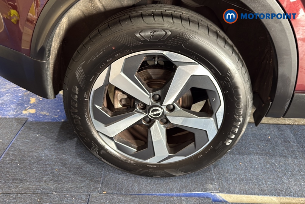 Nissan Qashqai N-Connecta Automatic Petrol SUV - Stock Number (1676260) - 46th supplementary image