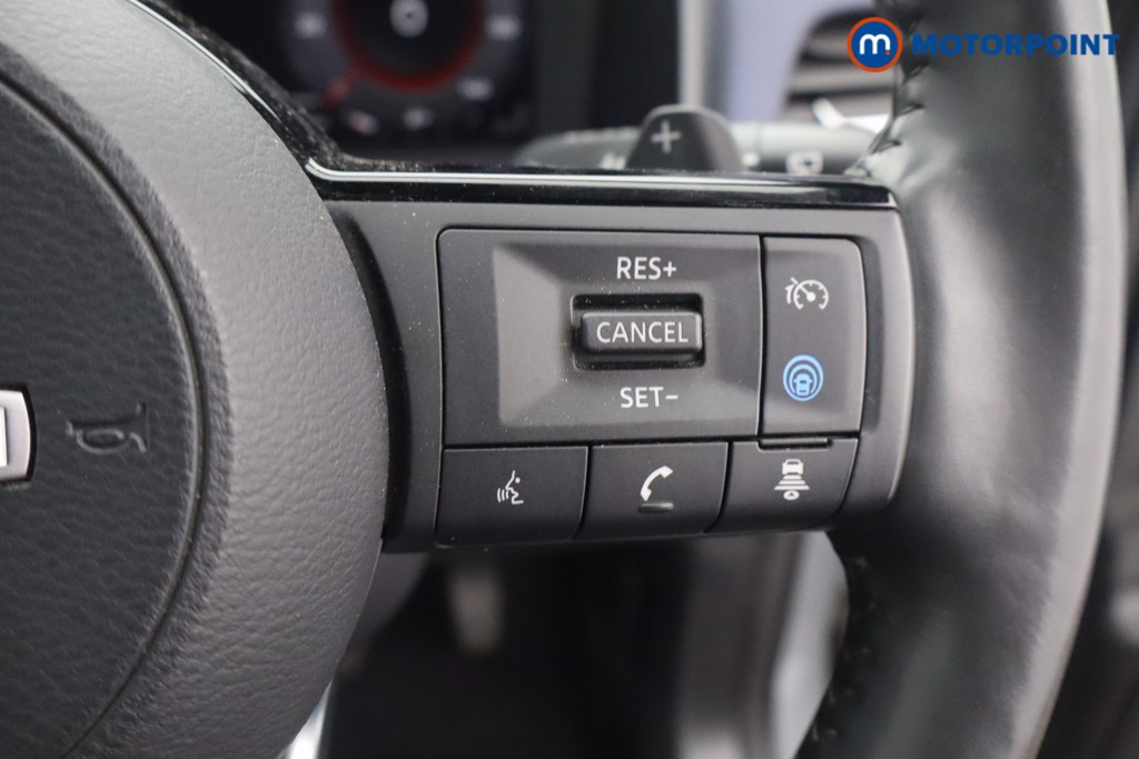 Nissan Qashqai Tekna Automatic Petrol SUV - Stock Number (1676284) - 7th supplementary image