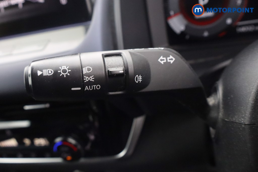 Nissan Qashqai Tekna Automatic Petrol SUV - Stock Number (1676284) - 8th supplementary image