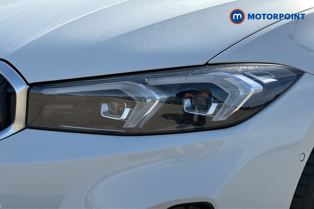 BMW 3 Series Sport Automatic Petrol Saloon - Stock Number (1676340) - 42nd supplementary image