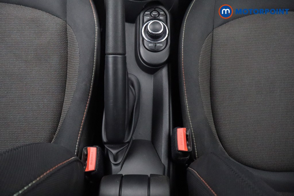 Mini Hatchback Cooper Classic Manual Petrol Hatchback - Stock Number (1677548) - 7th supplementary image
