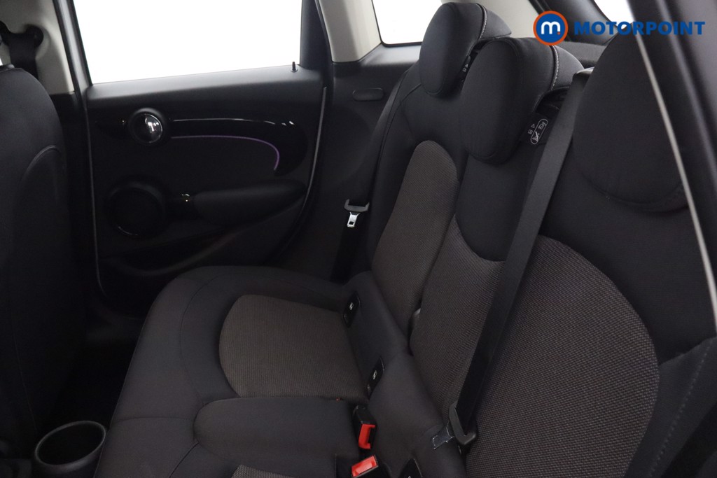 Mini Hatchback Cooper Classic Manual Petrol Hatchback - Stock Number (1677548) - 31st supplementary image