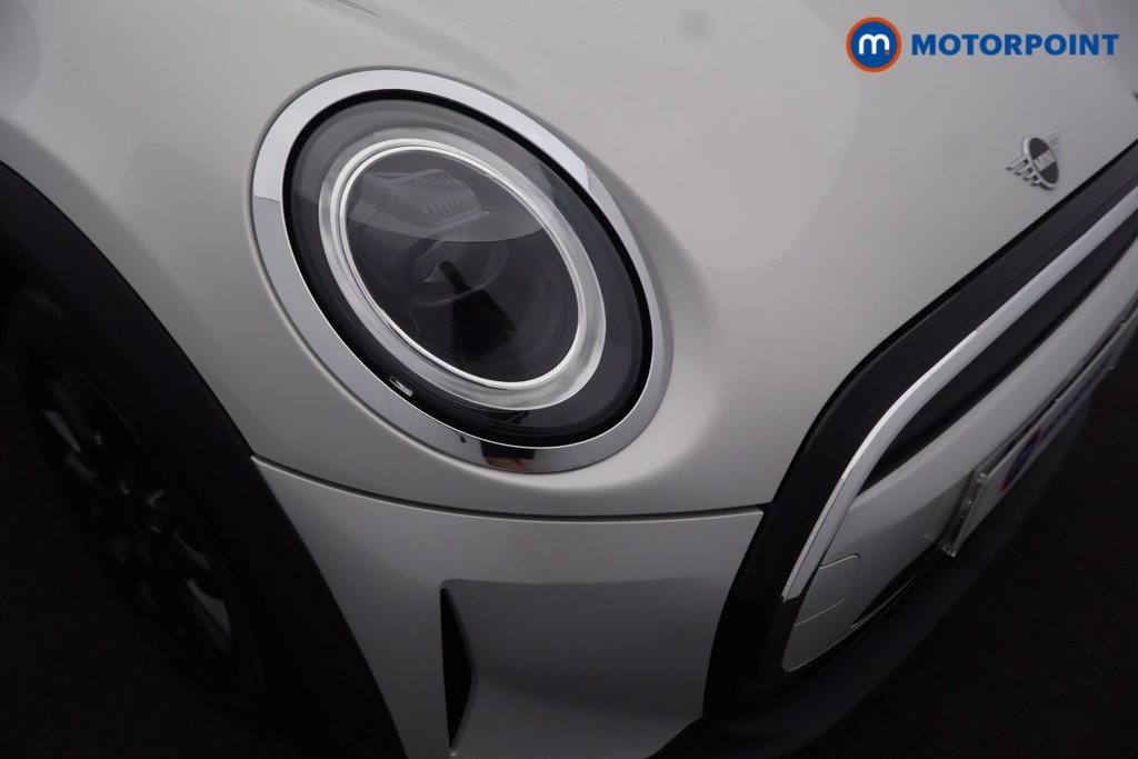 Mini Hatchback Cooper Classic Manual Petrol Hatchback - Stock Number (1677548) - 45th supplementary image