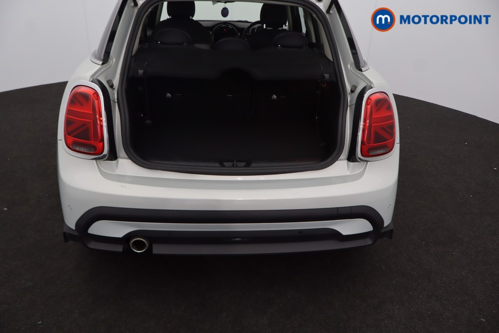 Mini Hatchback Cooper Classic Manual Petrol Hatchback - Stock Number (1677548) - 48th supplementary image