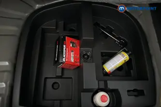 Nissan Juke N-Connecta Automatic Petrol SUV - Stock Number (1677785) - 33rd supplementary image