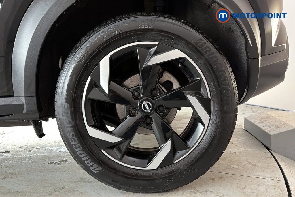 Nissan Juke N-Connecta Automatic Petrol SUV - Stock Number (1677785) - 45th supplementary image